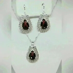 NWOT Sparkly Stamped 925S Silver Necklace and Earrings Set w/Gift Box